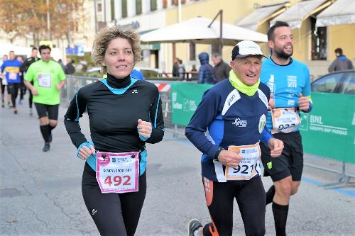 L'assessore regionale Barbara Zilli partecipa alla maratona per la ricerca Telethon a Udine 